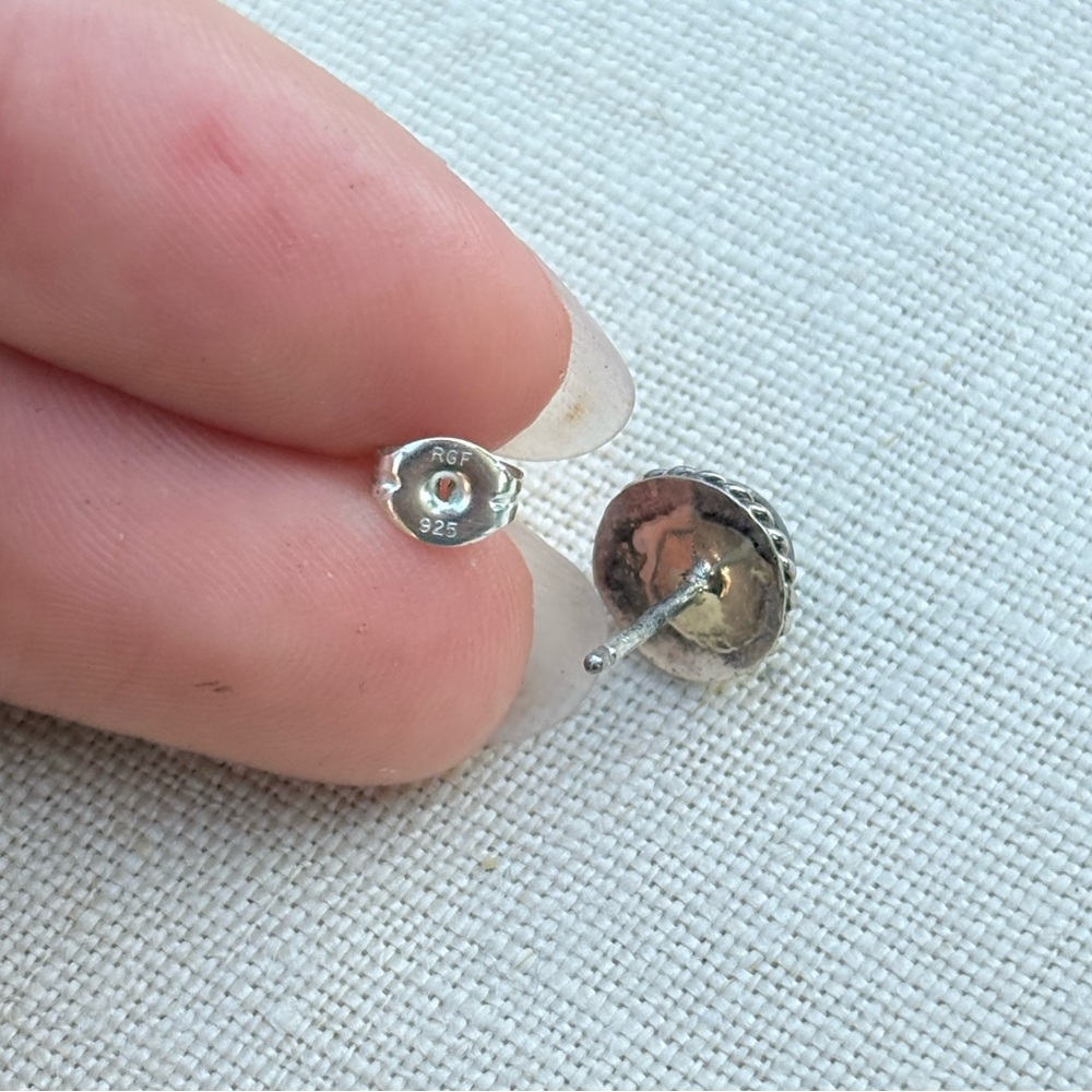 Vintage Sterling Silver Onyx Stud Earrings with Rope Design - Picture 3 of 4